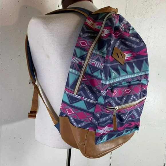 Aztec Southwest print 17” backpack blue pink Tan‎ NEW - Picture 2 of 7